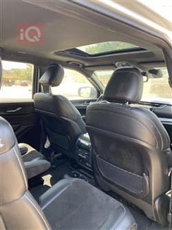 Jeep Grand Cherokee L